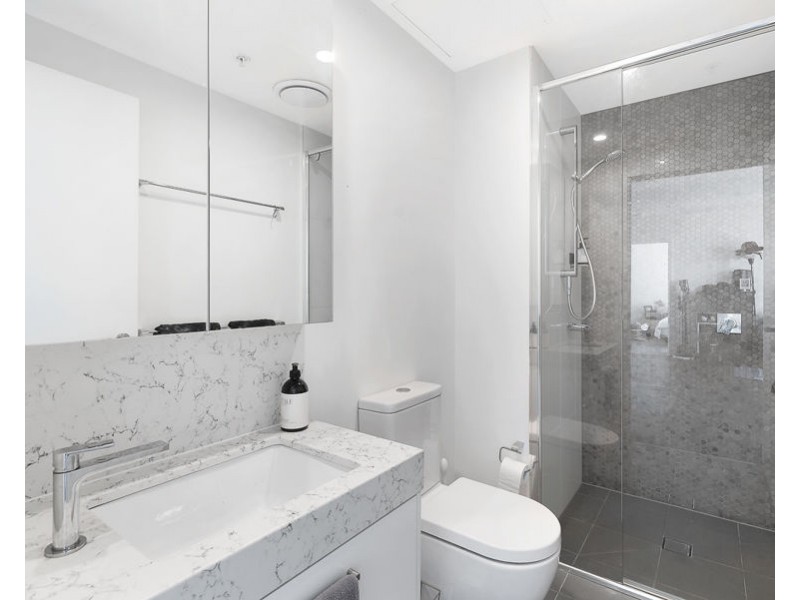 1203 148 Logan Road, Woolloongabba QLD 4102