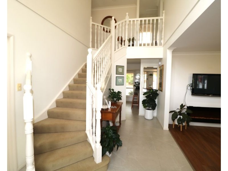 18 The Esplanade, Karragarra Island QLD 4184