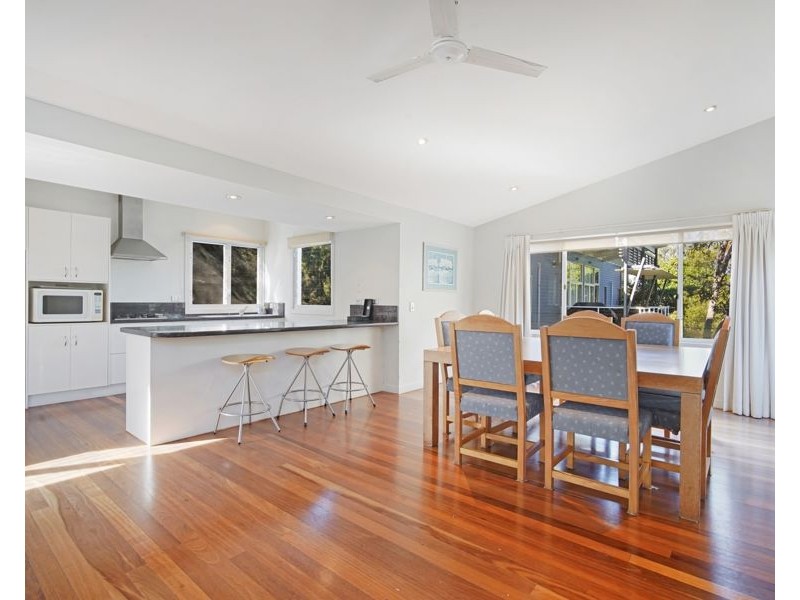 VILLA Doeblin Drive, Couran Cove Resort, South Stradbroke QLD 4216