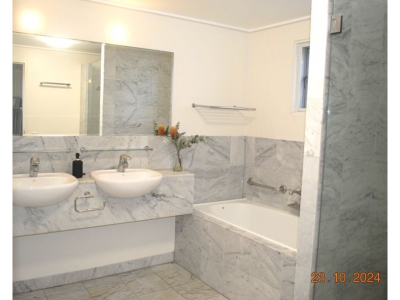 2703 + 2704 Marine Studio and Marine 1 Bed Waterfront Apartments, Couran Cove Resort, South Stradbroke QLD 4216