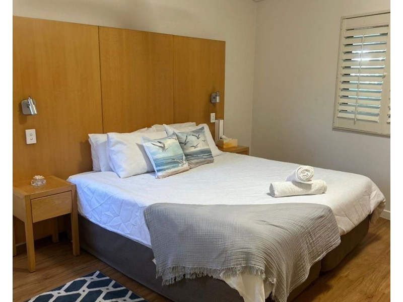 Marina Apartments Studio and 1 Bed, Couran Cove, South Stradbroke QLD 4216