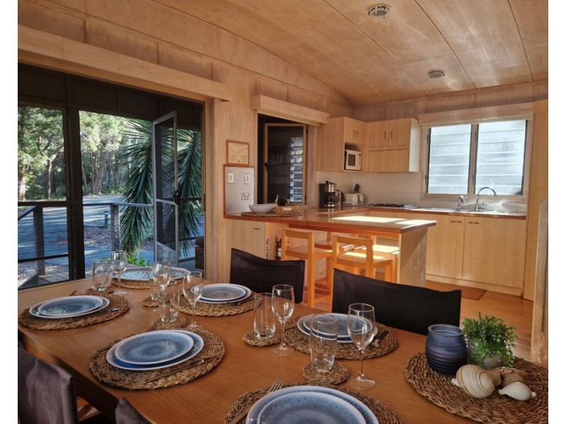 Eco Cabin Island Street, Couran Cove Resort, South Stradbroke QLD 4216