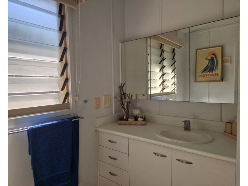 Eco Cabin Island Street, Couran Cove Resort, South Stradbroke QLD 4216