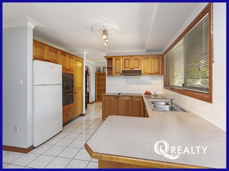 8 Clivia Court, Drewvale QLD 4116