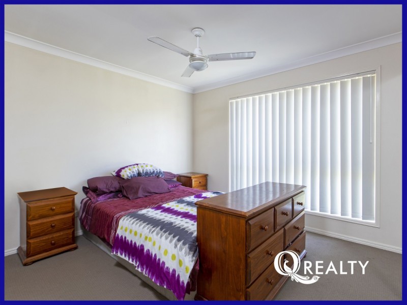 70 Paddington Crescent, Stretton QLD 4116