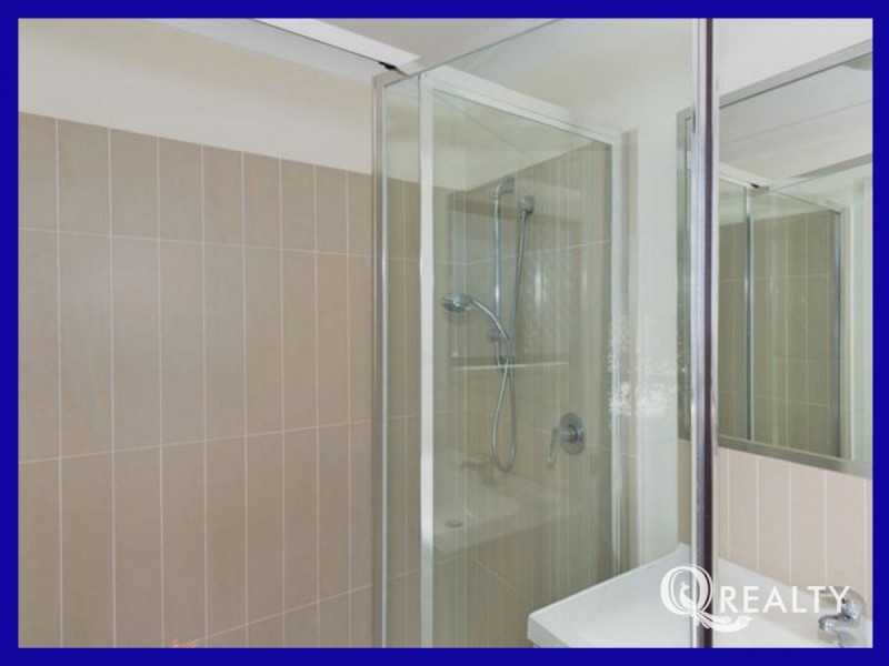 1/5 Lagoona Court, Churchill QLD 4305