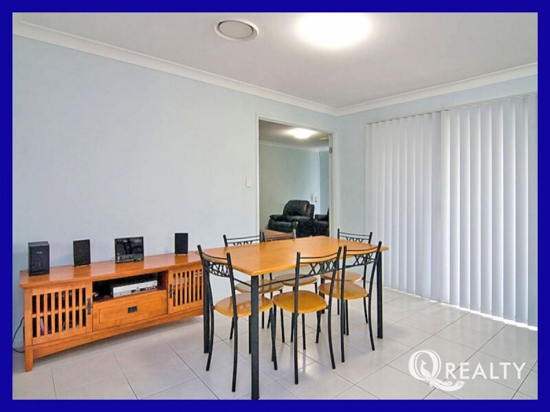 15 Bobbie Street, Parkinson QLD 4115