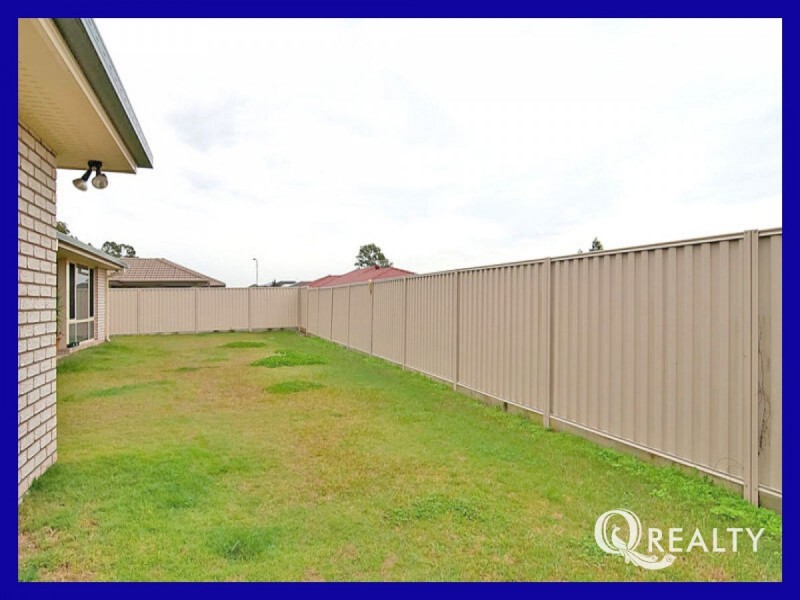 15 Bobbie Street, Parkinson QLD 4115