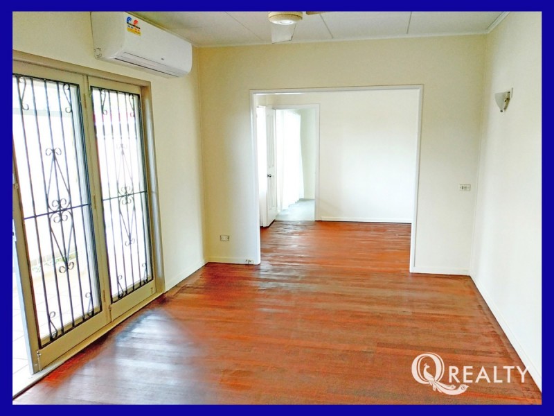 5 Smith Road, Woodridge QLD 4114