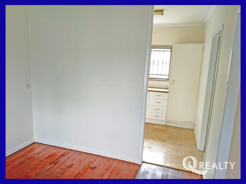 5 Smith Road, Woodridge QLD 4114