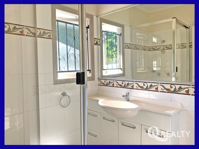 5 Smith Road, Woodridge QLD 4114