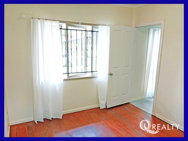 5 Smith Road, Woodridge QLD 4114