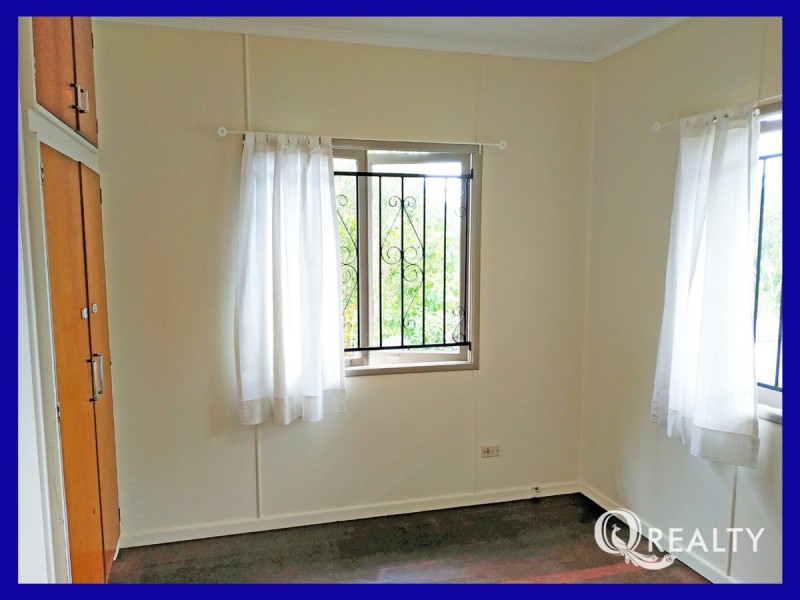 5 Smith Road, Woodridge QLD 4114