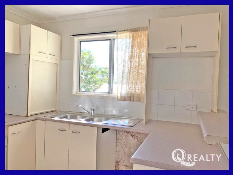 62 Aquarius Drive, Kingston QLD 4114