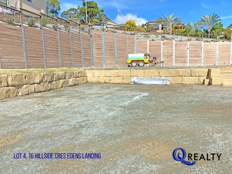 16 Hillside Crescent, Edens Landing QLD 4207