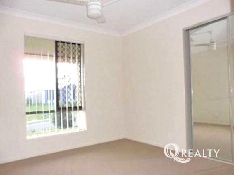 3 Iris Court, Yamanto QLD 4305