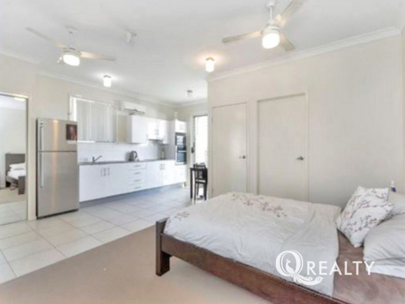 13 Iris Court, Yamanto QLD 4305