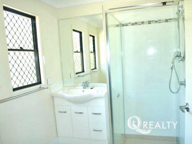 11 Conway Street, Riverview QLD 4303