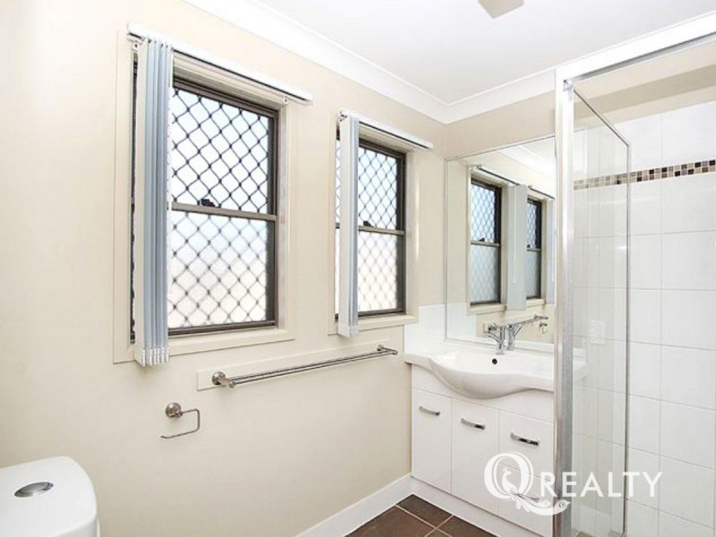 11 Clarke Court, Collingwood Park QLD 4301