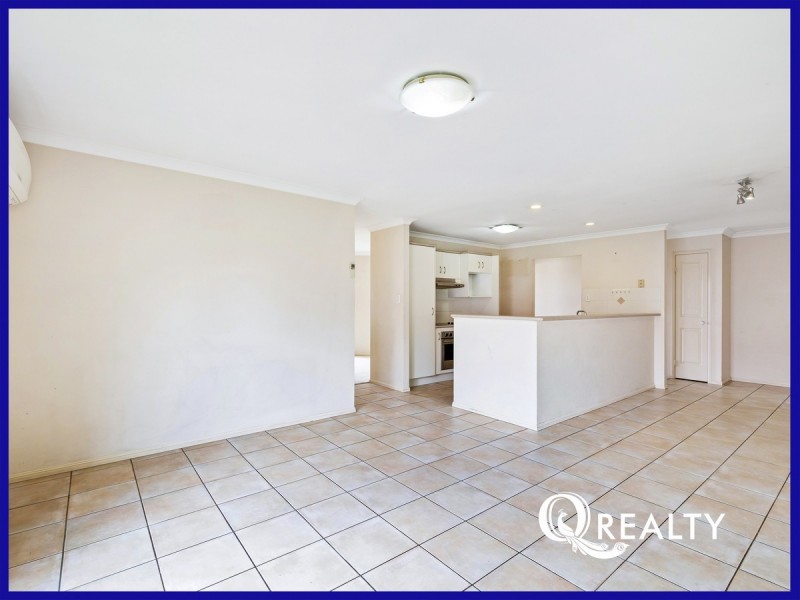34 Pinedale Crescent, Parkinson QLD 4115