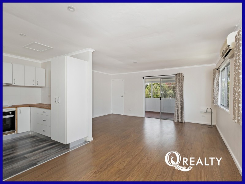 21 Elm Avenue, Woodridge QLD 4114