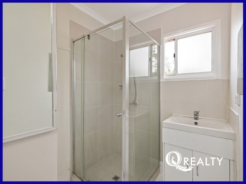 21 Elm Avenue, Woodridge QLD 4114