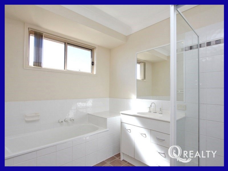 5 Waterline Crescent, Waterford QLD 4133