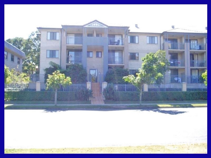 92/300 Sir Fred Schonell Drive, St Lucia QLD 4067