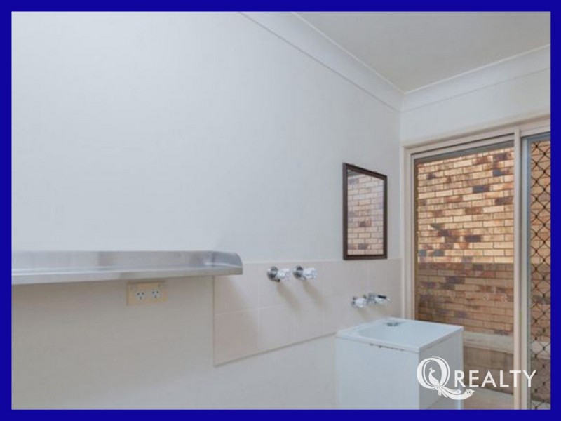 8 Lawson Place, Forest Lake QLD 4078