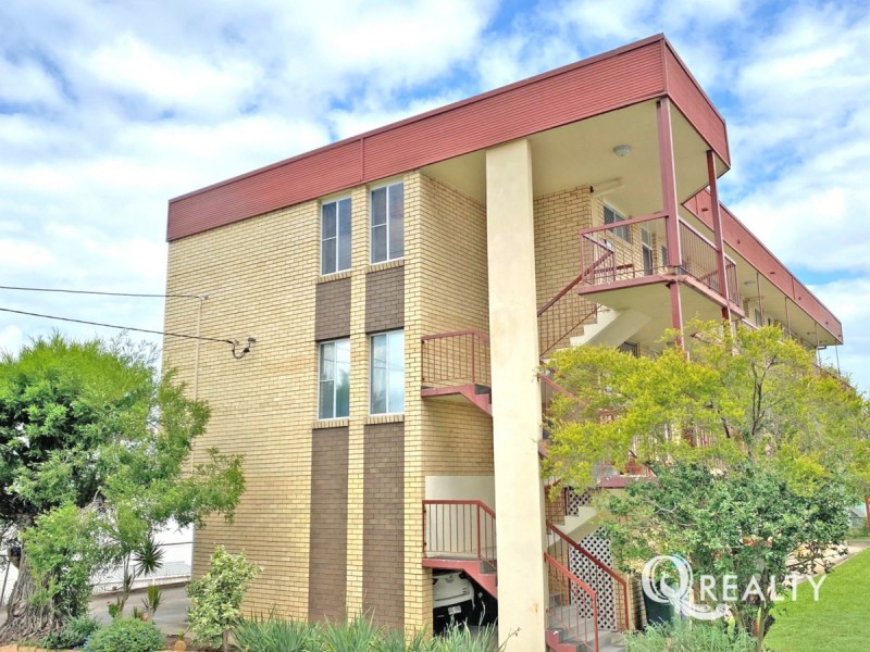 2/30 Shrapnel, Cannon Hill QLD 4170