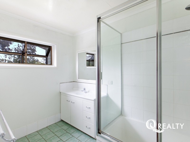 .21 Springfield Street, Macgregor QLD 4109