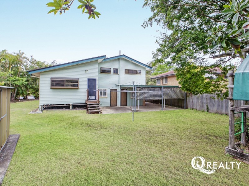 .21 Springfield Street, Macgregor QLD 4109