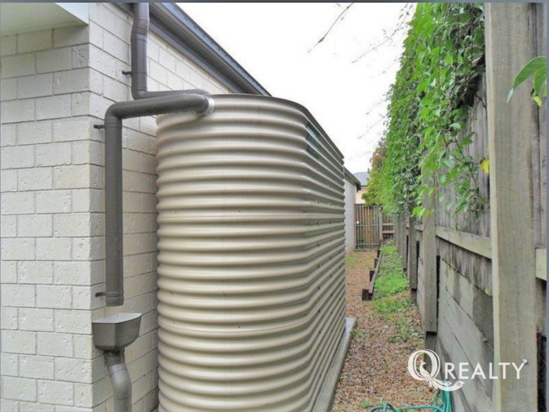 4 Parkside Place, Forest Lake QLD 4078