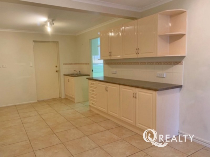 2 Wilga Street, Crestmead QLD 4132