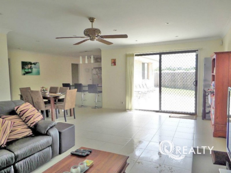 16 Airedale Court, Marsden QLD 4132