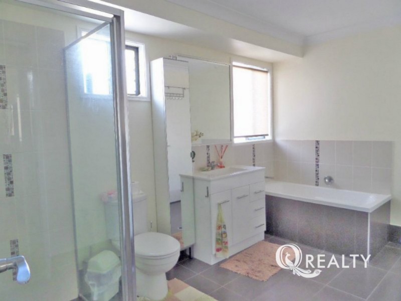 16 Airedale Court, Marsden QLD 4132