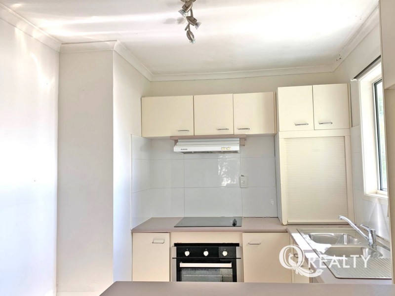 62 Aquarius Drive, Kingston QLD 4114