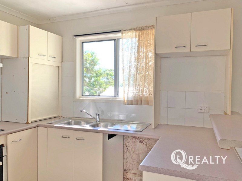 62 Aquarius Drive, Kingston QLD 4114