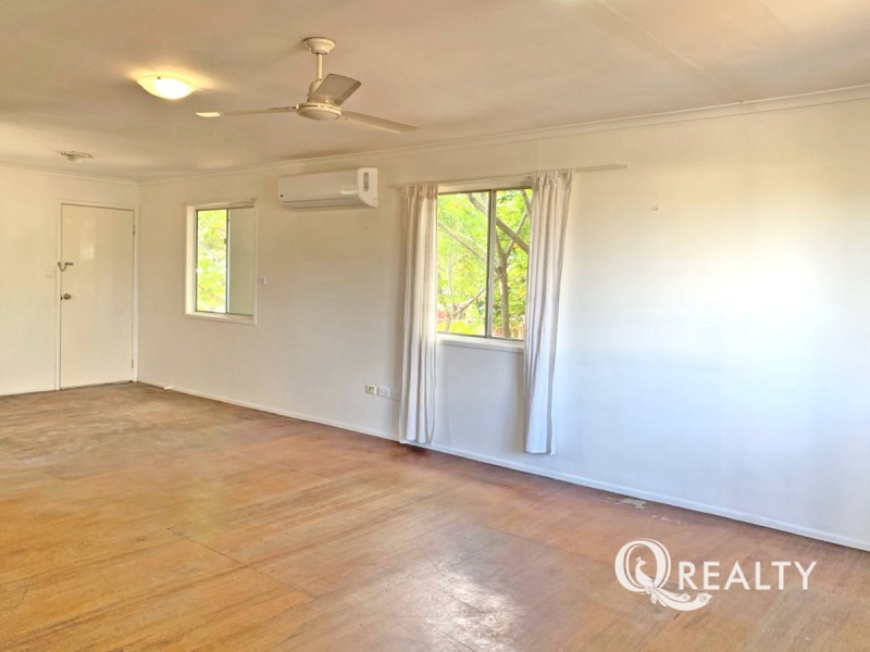 62 Aquarius Drive, Kingston QLD 4114