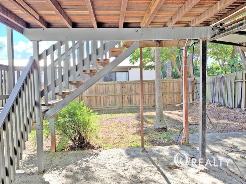 62 Aquarius Drive, Kingston QLD 4114