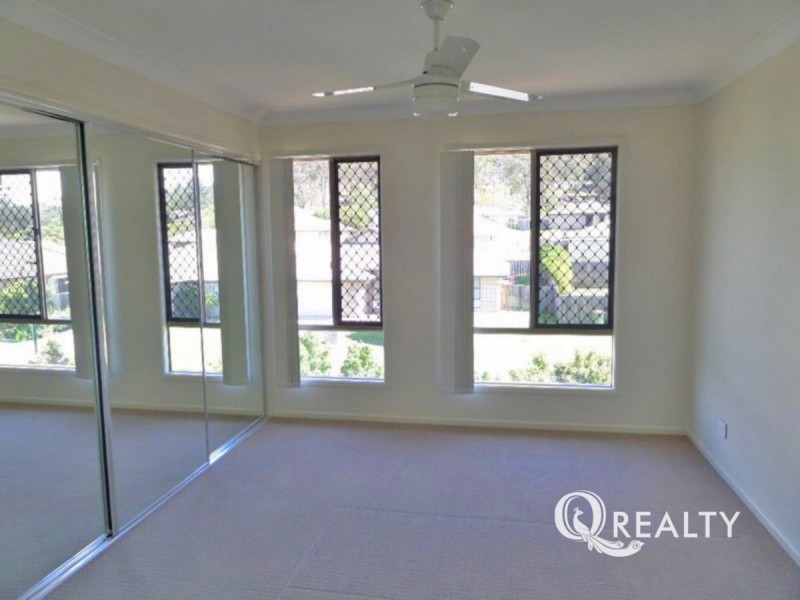 100 High Street, Blackstone QLD 4304