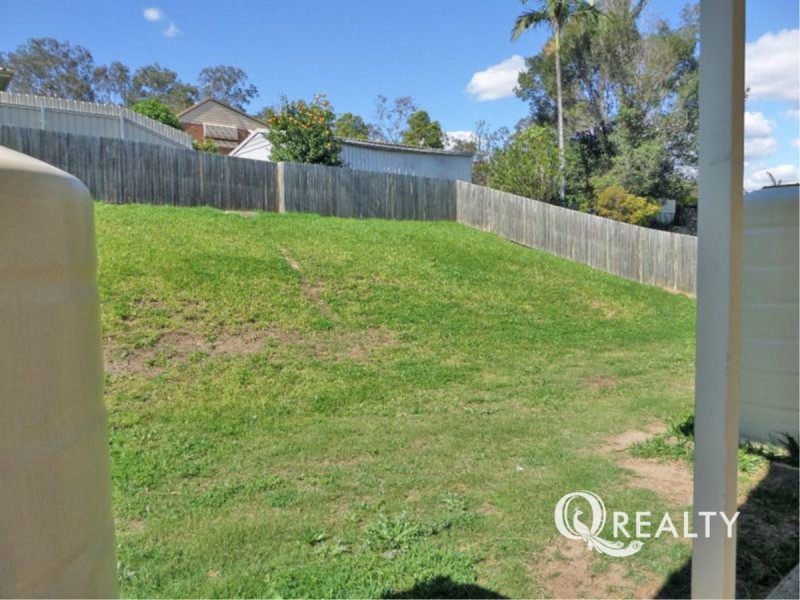 100 High Street, Blackstone QLD 4304