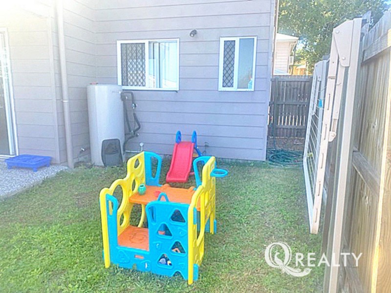 19/10 Creek Street, Bundamba QLD 4304