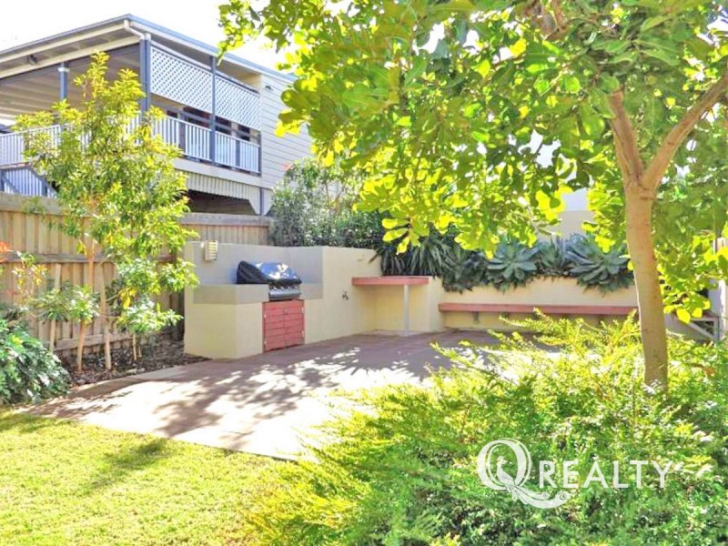 7/71 Dansie Street, Coorparoo QLD 4151