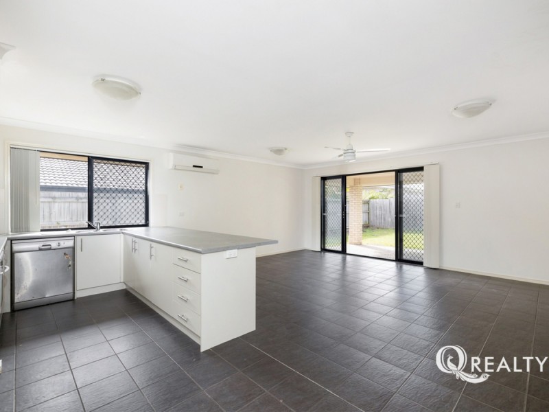 11 Chesan Court, Crestmead QLD 4132
