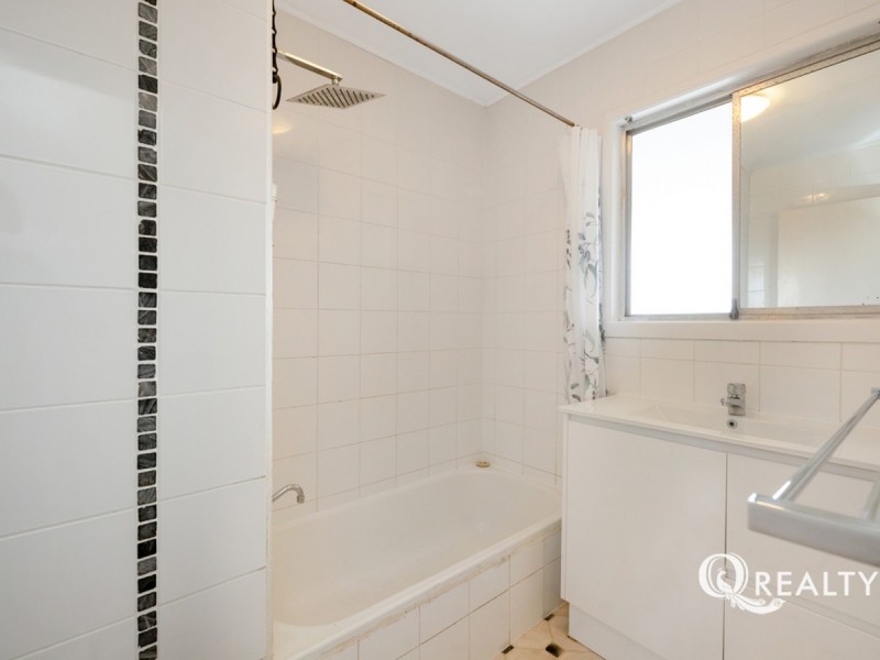9 Oriole Crescent, Slacks Creek QLD 4127