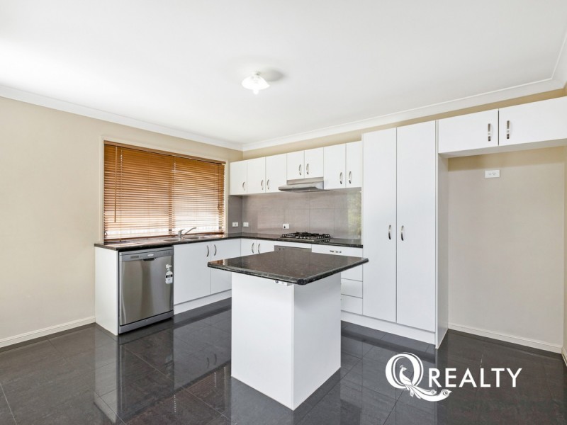 8 Wallis Circuit, North Lakes QLD 4509