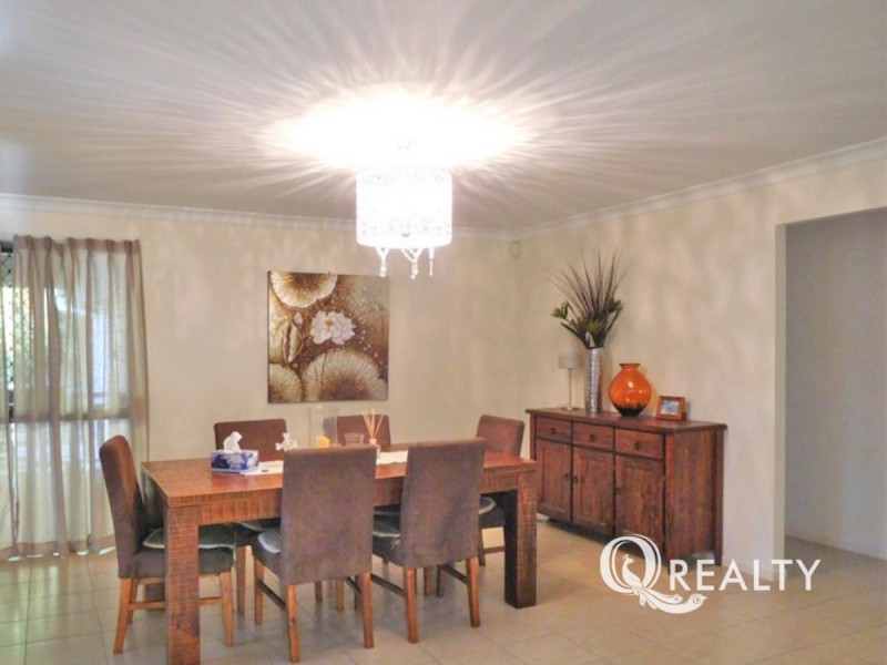 44 Clifton Place, Parkinson QLD 4115