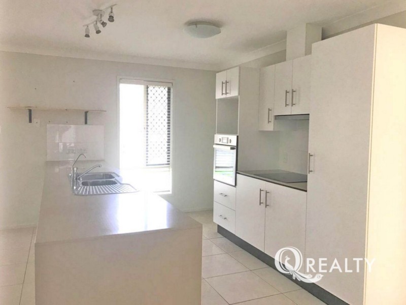 8 Renee Street, Redbank Plains QLD 4301