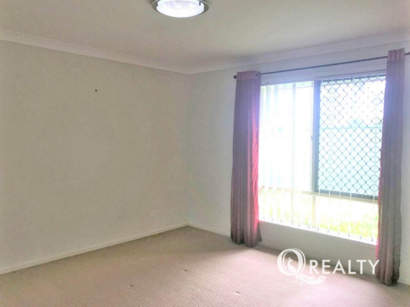 8 Renee Street, Redbank Plains QLD 4301